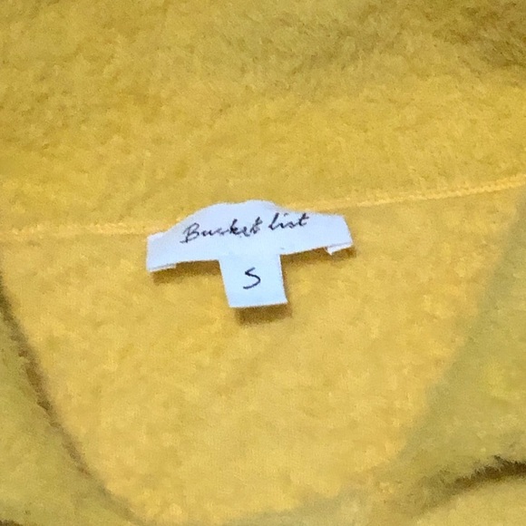 Bucketlist Frankie Shacket Women's Small Oversized Fuzzy Soft Fur Button Up Coat - Picture 2 of 6